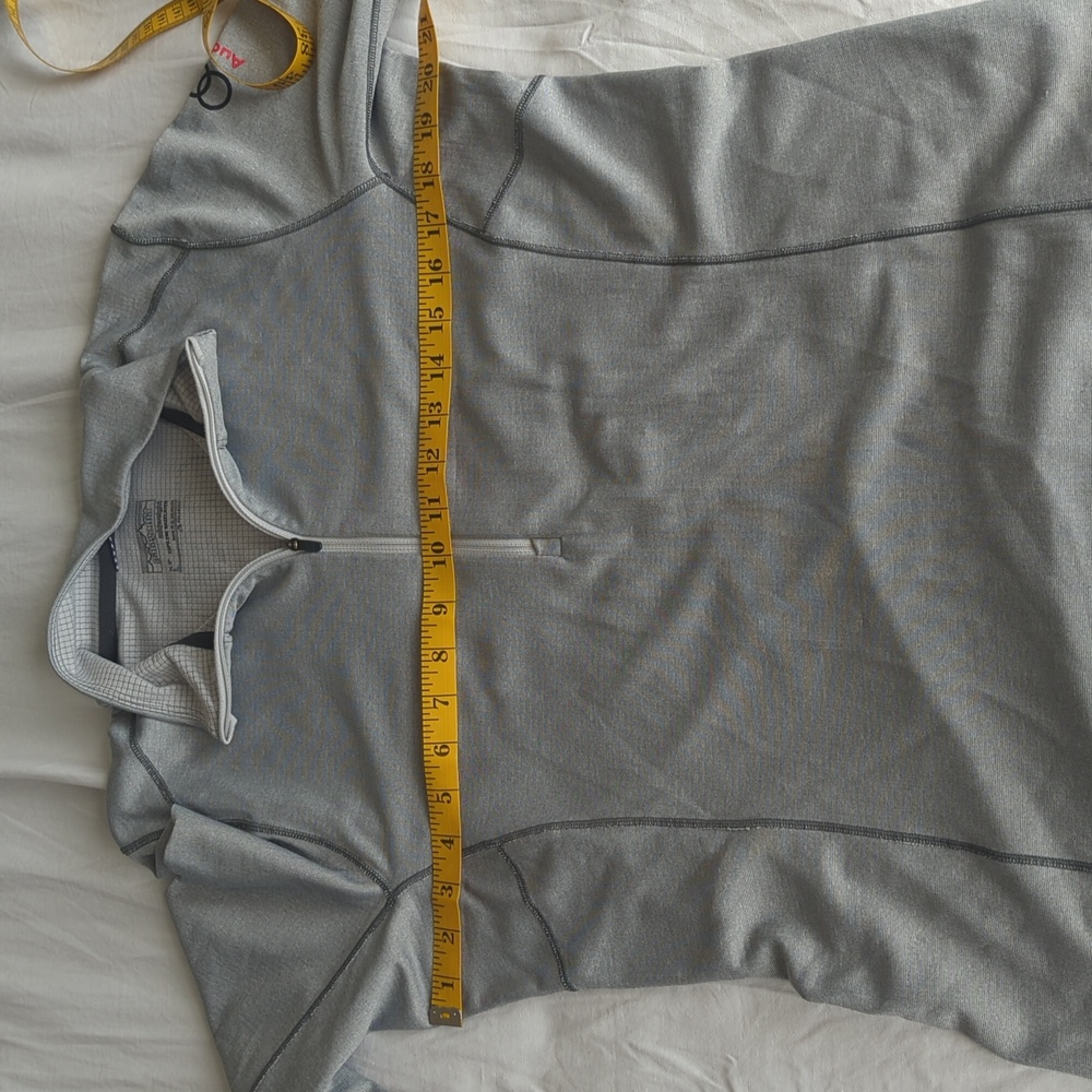Patagonia  Midweight Capilene Base layer Gray Quarter-Zip Pullover with AudLogoo - Picture 6 of 7
